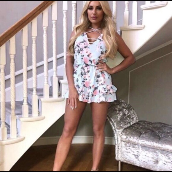 Short Baby Blue Floral Romper - Picture 1 of 2